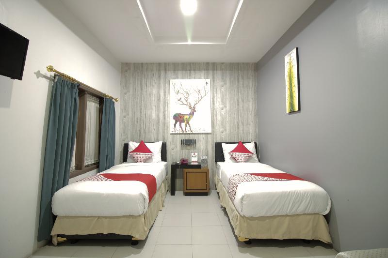 Arwiga Hotel Bandung Exterior foto